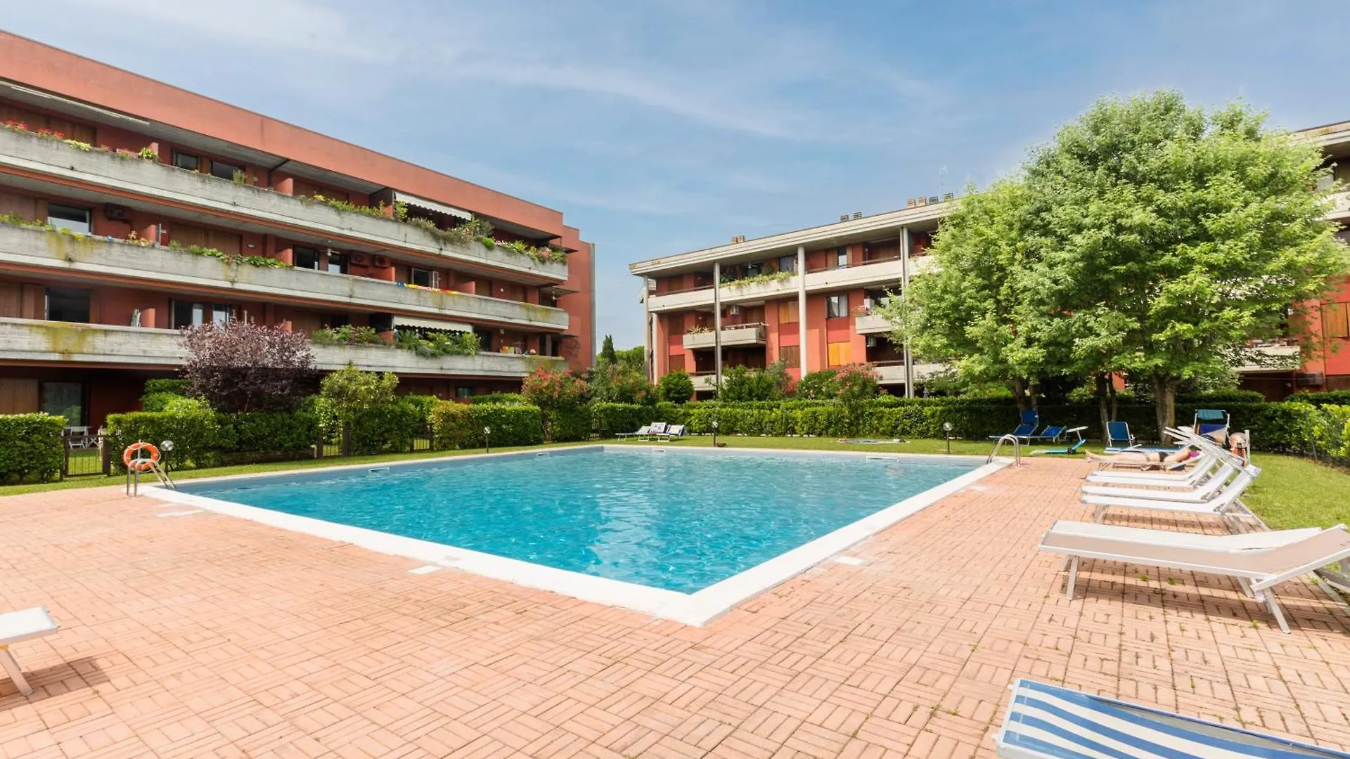 Artemide Apartment Desenzano del Garda