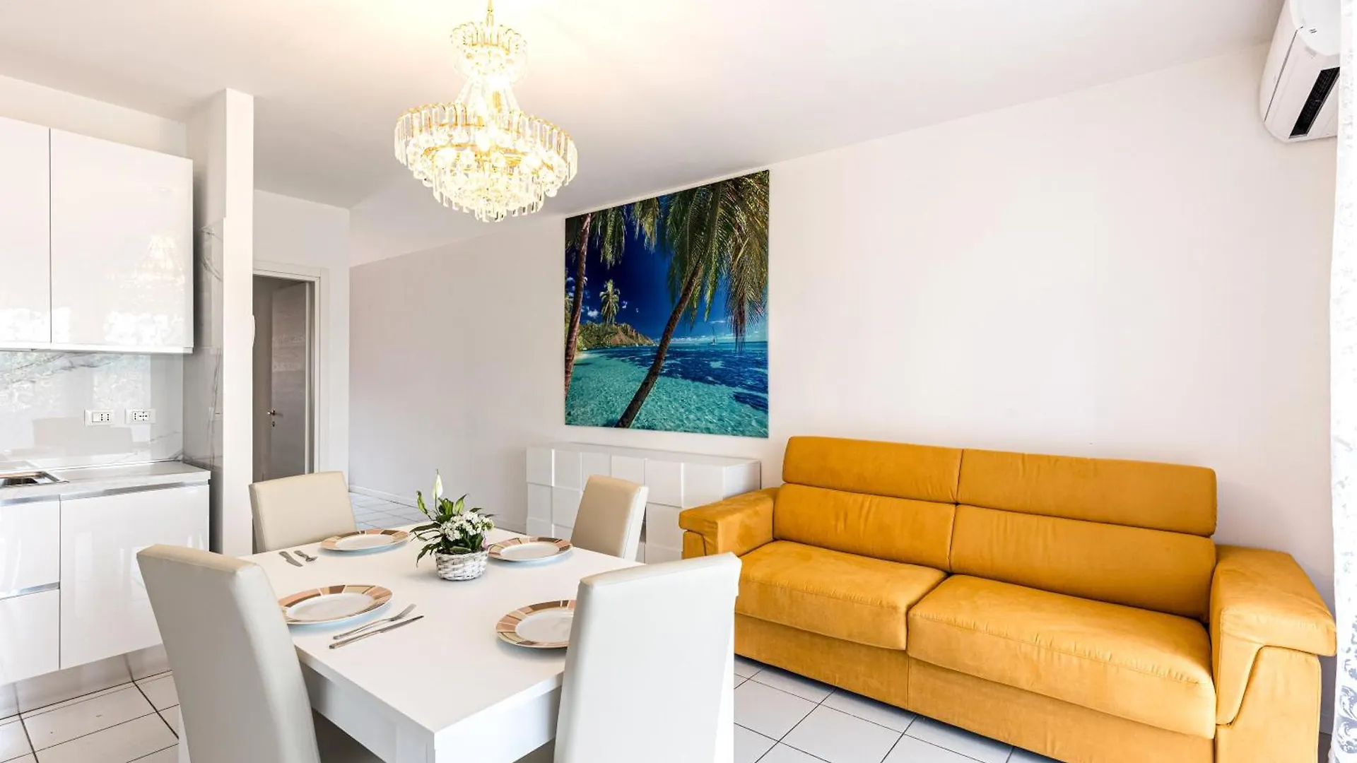 Artemide Apartment Desenzano del Garda Italië